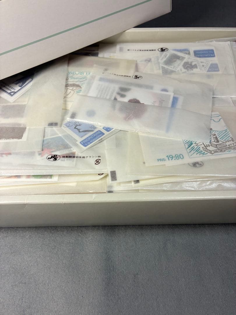 スウェーデン切手 大量 約1kgまとめ売り ミニシート・ブックレット多数 北欧