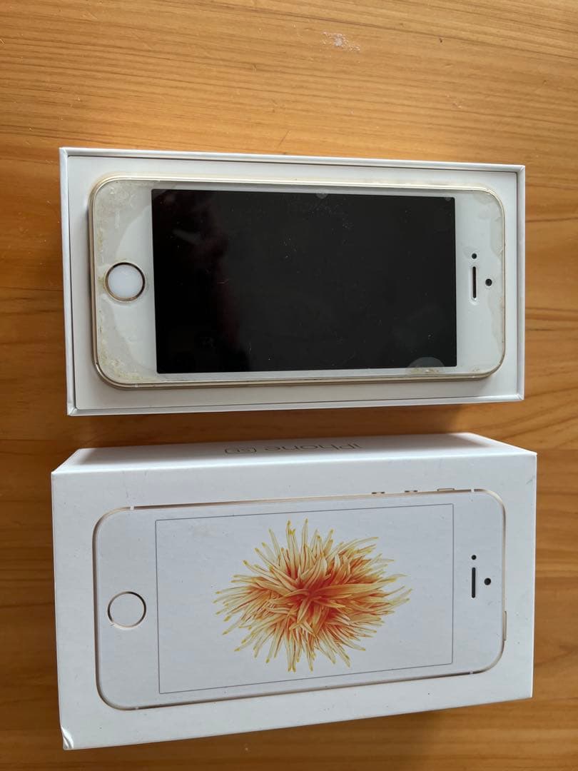 【ジャンク品】Apple iPhone SE MP882J/A 128GB