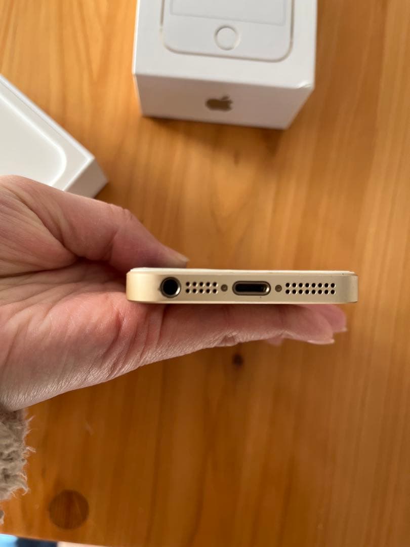 【ジャンク品】Apple iPhone SE MP882J/A 128GB