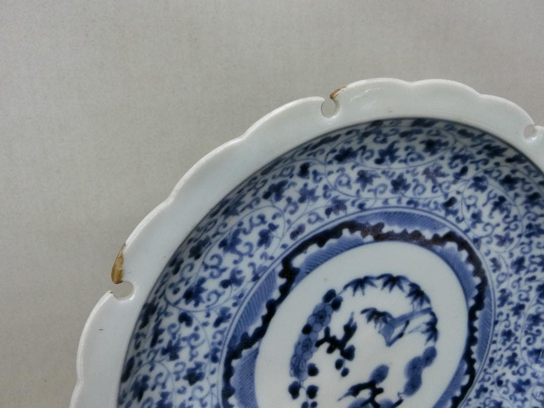 コレクション向き！【鑑賞陶磁器　飾皿　繊細技巧染付つる草文　古伊万里　希少品】鉢