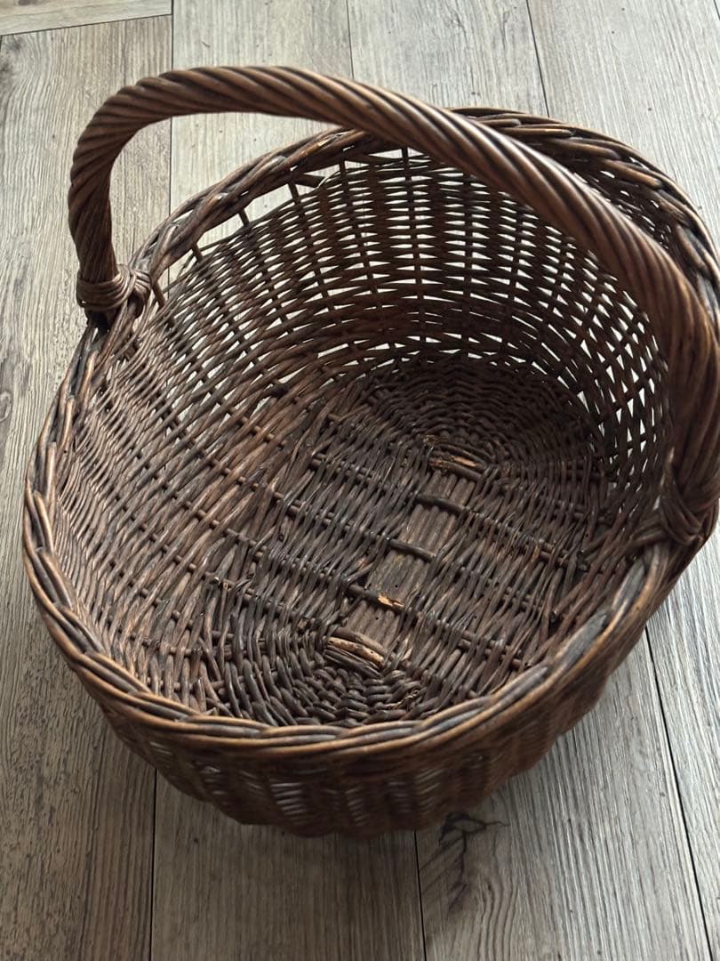 フランスアンティーク　バスケット　籐籠