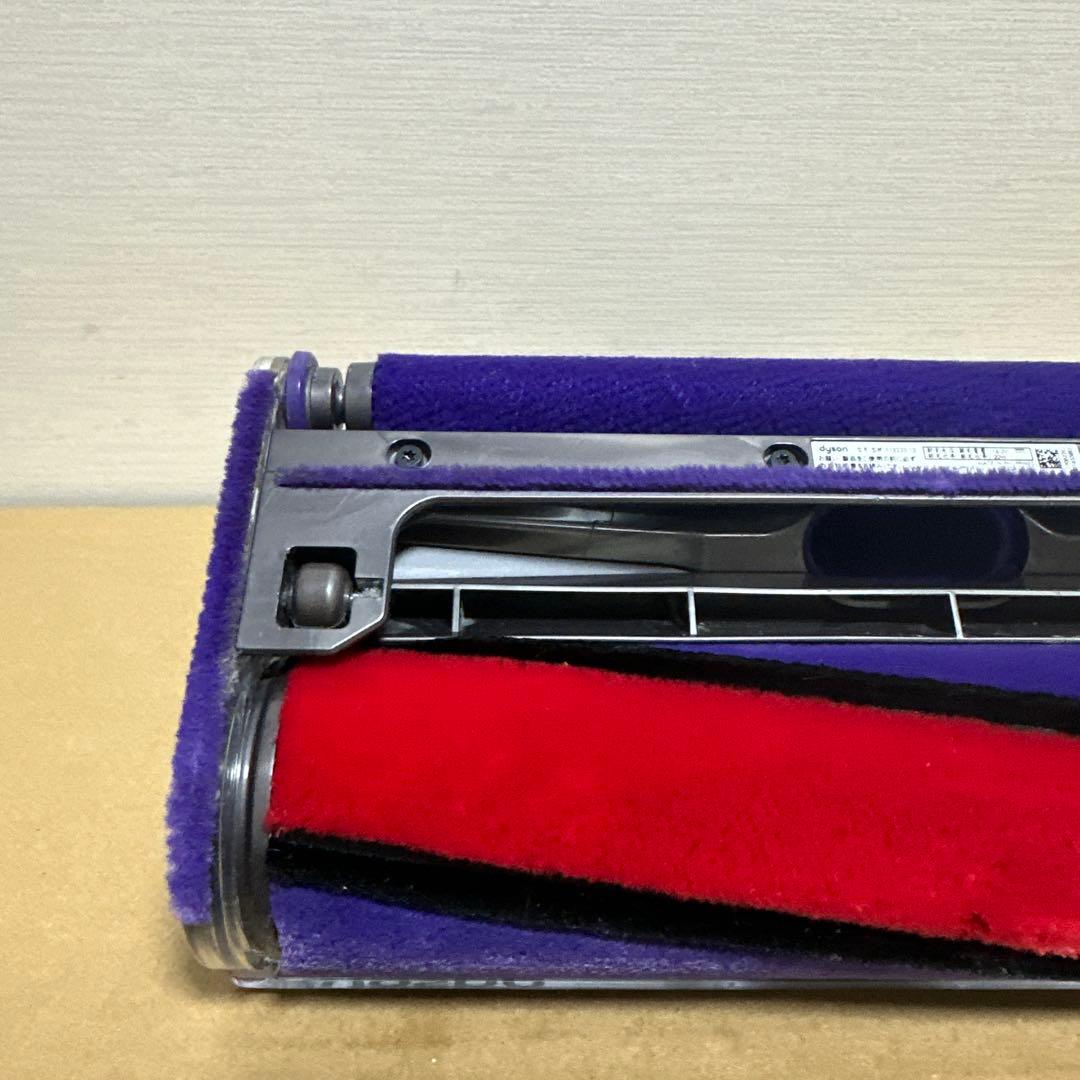 純正品　ダイソンヘッド 美品　dysonv8 ソフトローラーヘッド