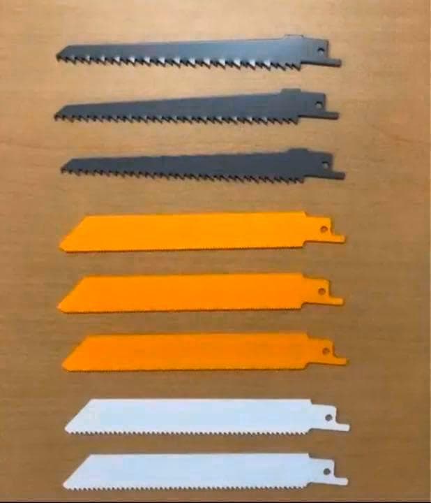 充電式レシプロソー電動ノコギリ 21V 2.0Ah リチウムイオンバッテリー