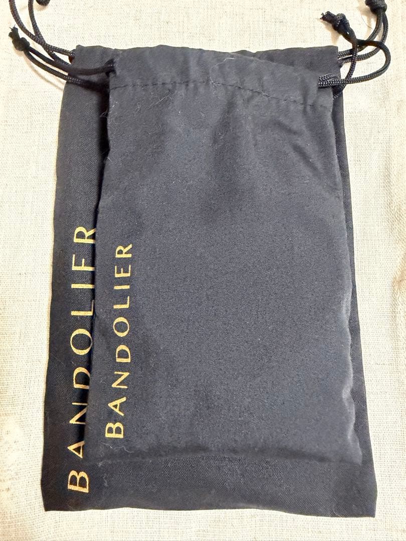 BANDOLIER iPhone16 ProMax バンドリヤー　EMMA