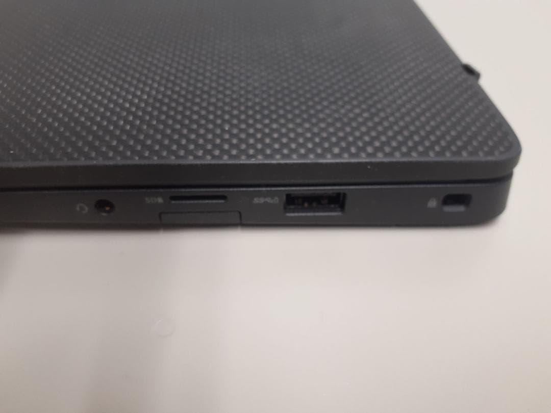 60L0326-02【ジャンク】Latitude 7300 i5 16GB