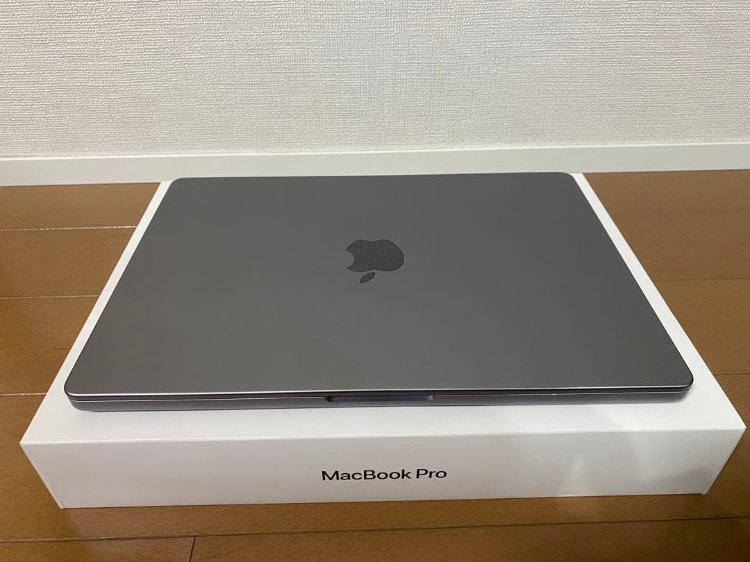 MacBook Pro 14インチ 512GB SSD