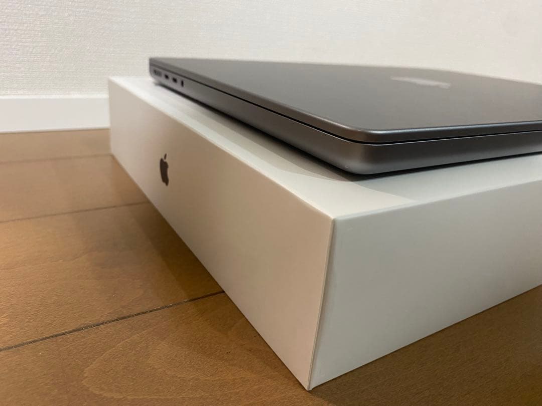 MacBook Pro 14インチ 512GB SSD