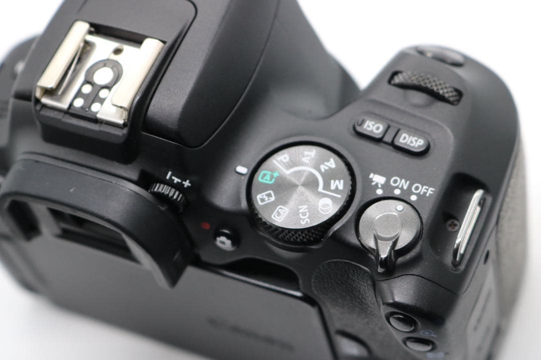 美品 【Canon EOS Kiss X9 ダブルレンズセット】 安心保証あり