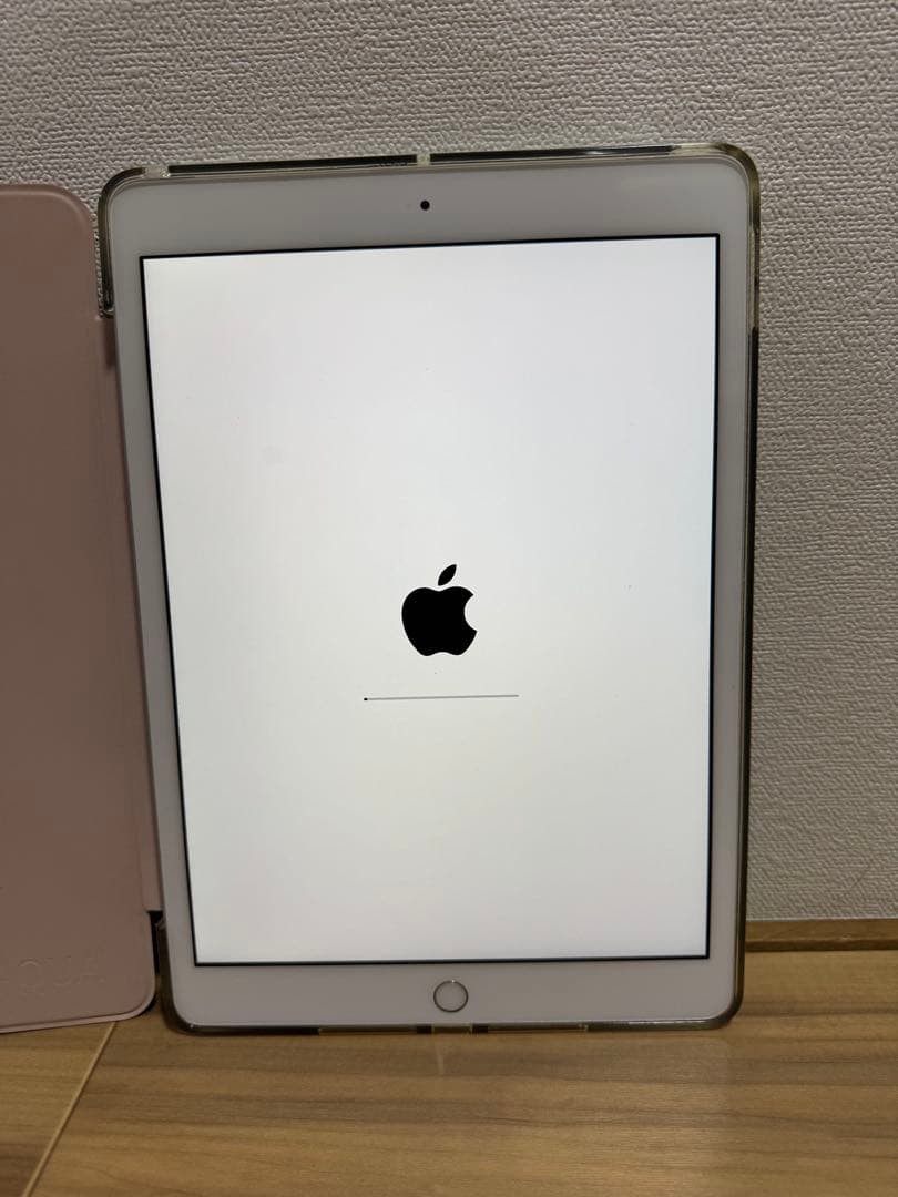 【2台あり・1台9,999円】iPad本体 第7世代 ピンクカバー付き