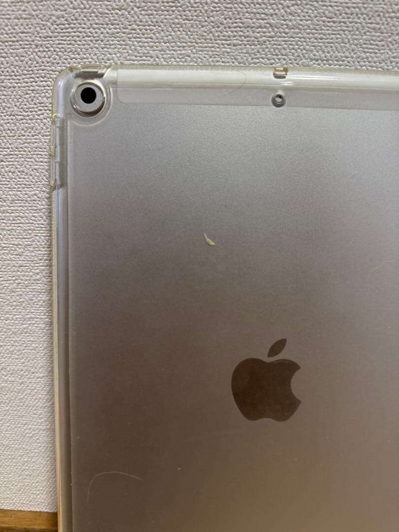 【2台あり・1台9,999円】iPad本体 第7世代 ピンクカバー付き