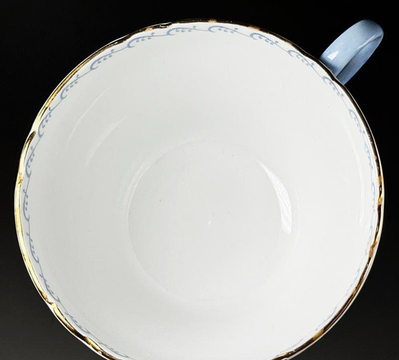 アンティーク シェリー 金彩 【ヘアベル】 キャビネットトリオ カップソーサー