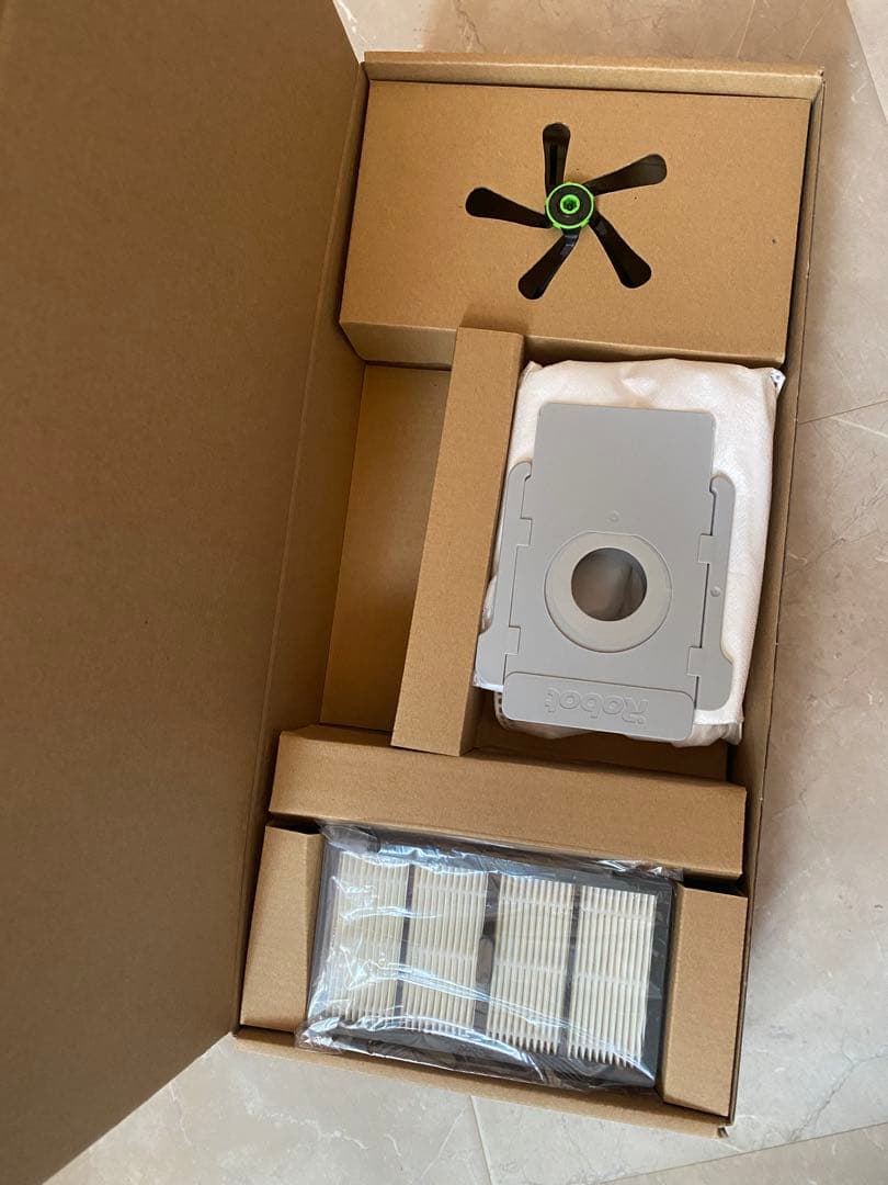 【美品・動作確認済】ルンバ s9+ 自動ゴミ収集付きモデル／上位機種Roomba