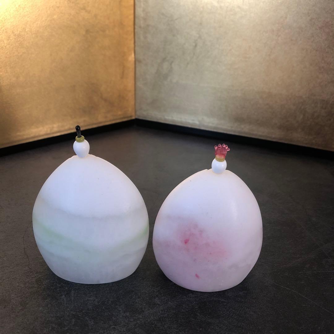 ⑥おひなさま　石のような触り心地のお雛様　金箔