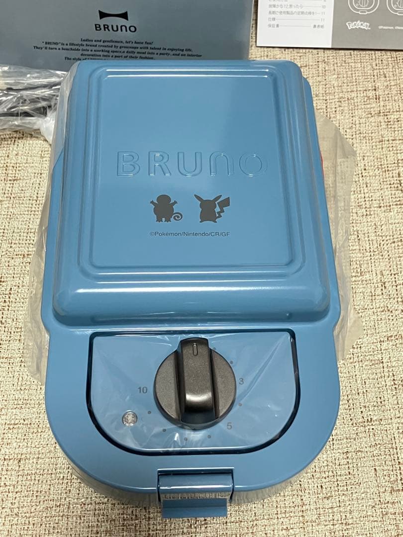 新品　ブルーノ BRUNO ポケモン ホットサンドメーカー　ピカチュウ　ゼニガメ