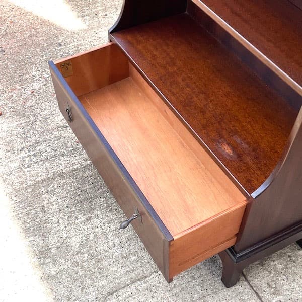 イギリスビンテージ　STAG社　オープンブックシェルフ　本棚　ラック