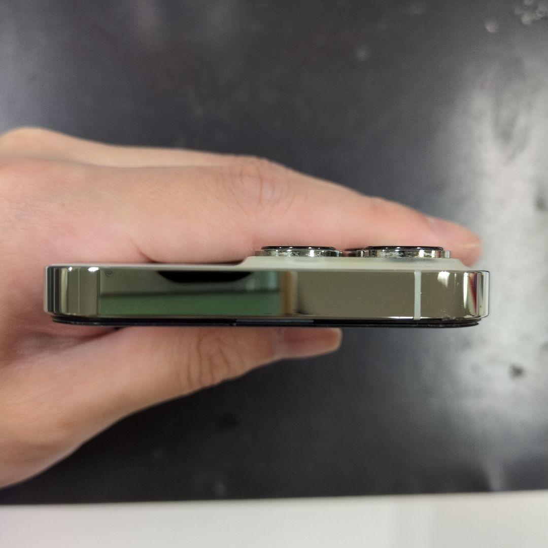 iPhone13Pro 256GB シルバー 液晶・バッテリー新品