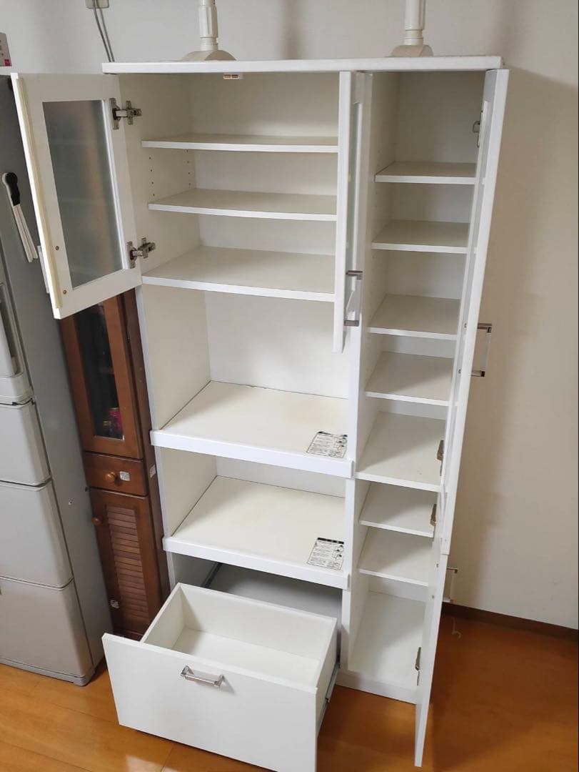 【送料込み】共和産業 キッチン収納 キッチンボード 食器棚 レンジ台 ガラス扉付