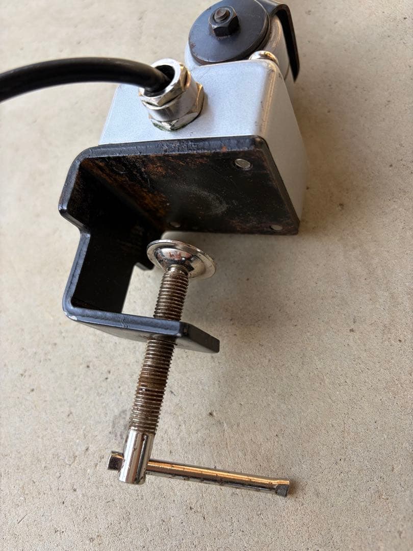 動作良好　工業用 LED 作業灯 アームライト