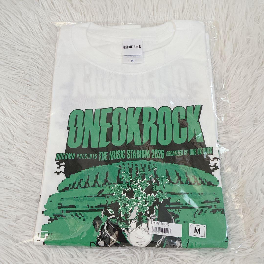 ２点セット　Ｍサイズ　Tシャツ-A WHITE 白　ラバーバンド C　黄