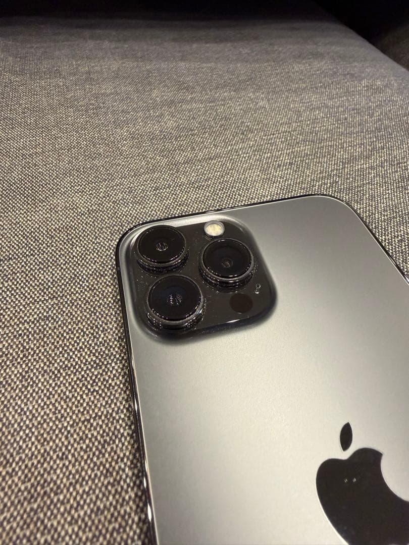 【バッテリー97%極美品】Apple iPhone 13 Pro グラファイト