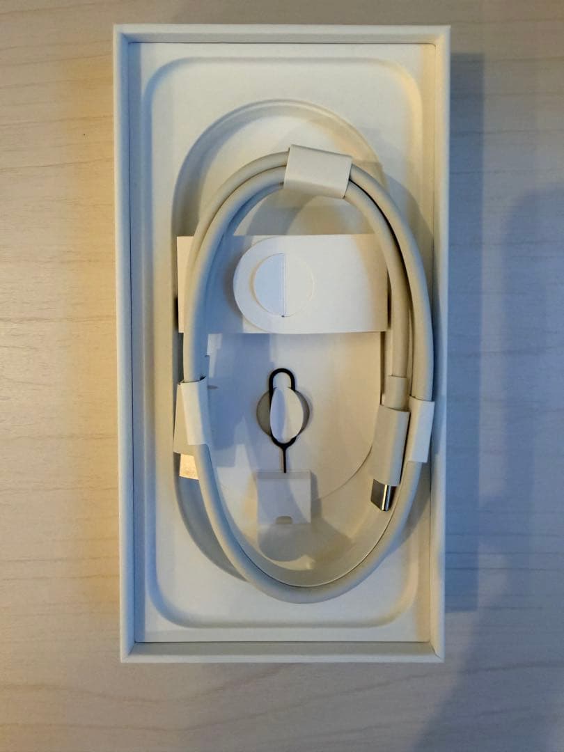 iPhone 16 Pro ホワイトチタニウム 128GB SIMフリー