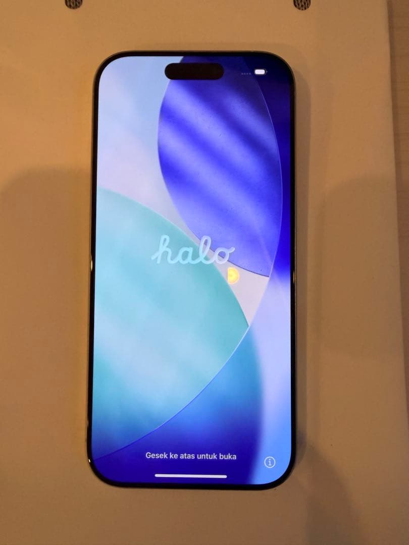 iPhone 16 Pro ホワイトチタニウム 128GB SIMフリー