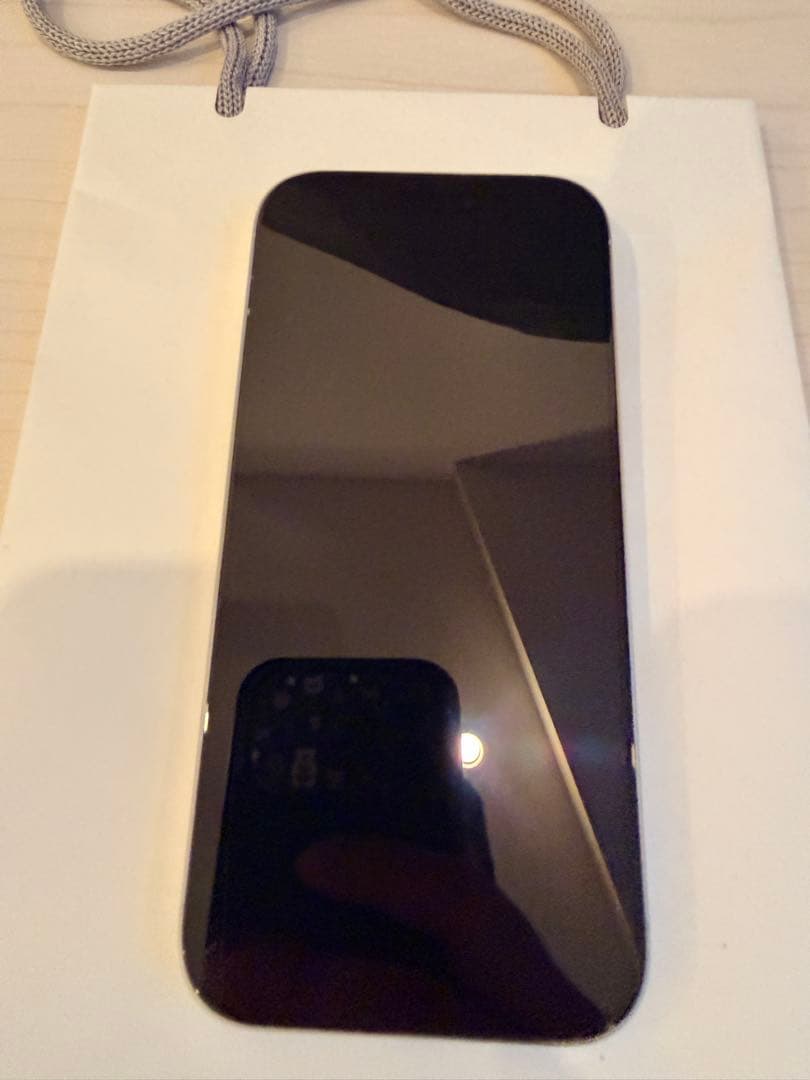 iPhone 16 Pro ホワイトチタニウム 128GB SIMフリー