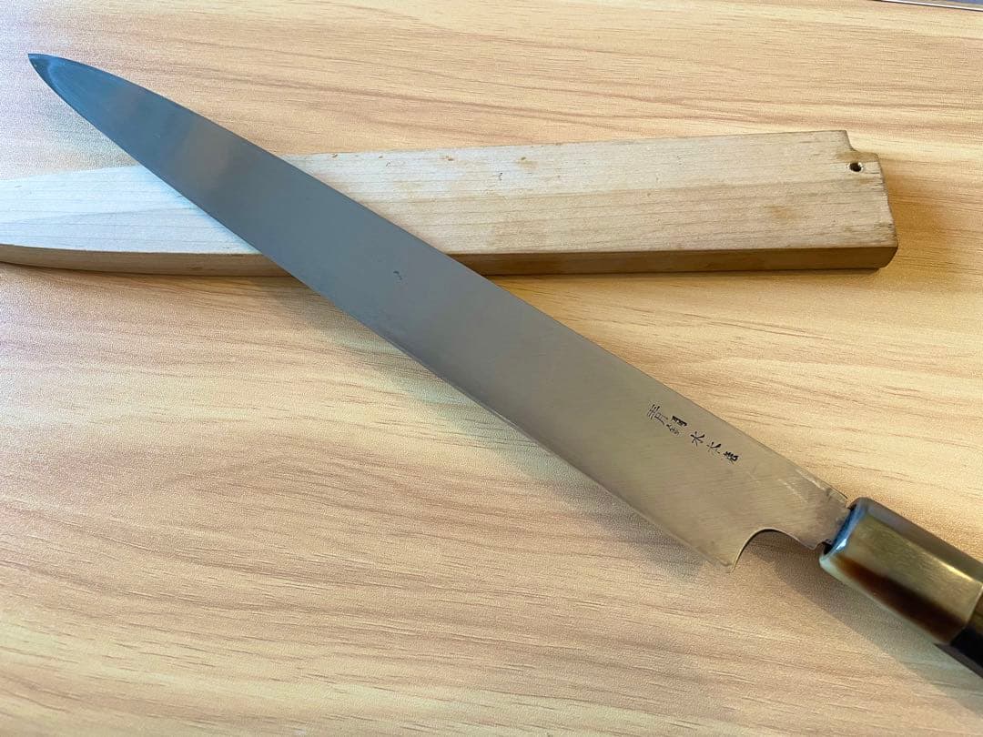 青鋼水本焼　菊一文珠四郎包永　柳葉　尺300