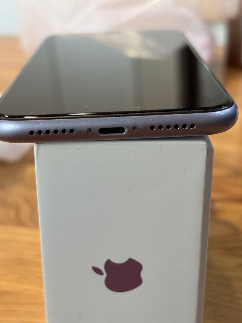 Apple iPhone 11 パープル 本体　SIMフリー