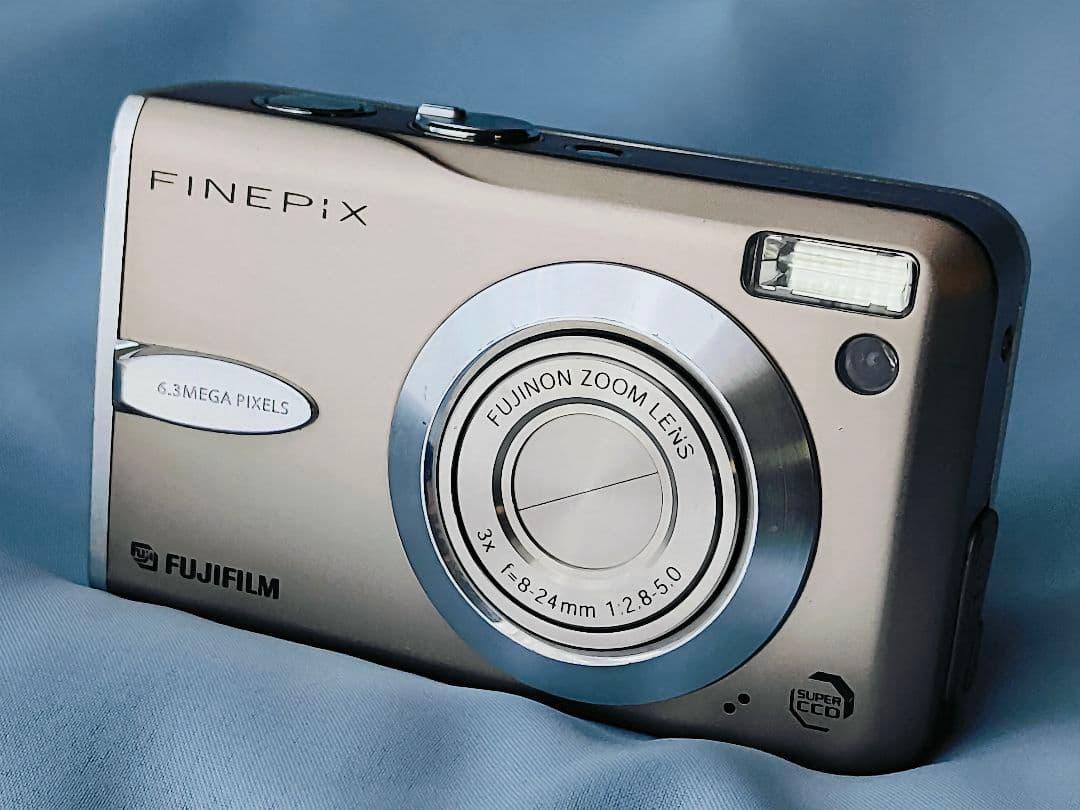 FUJIFILM FinePix F30 6.3メガピクセル