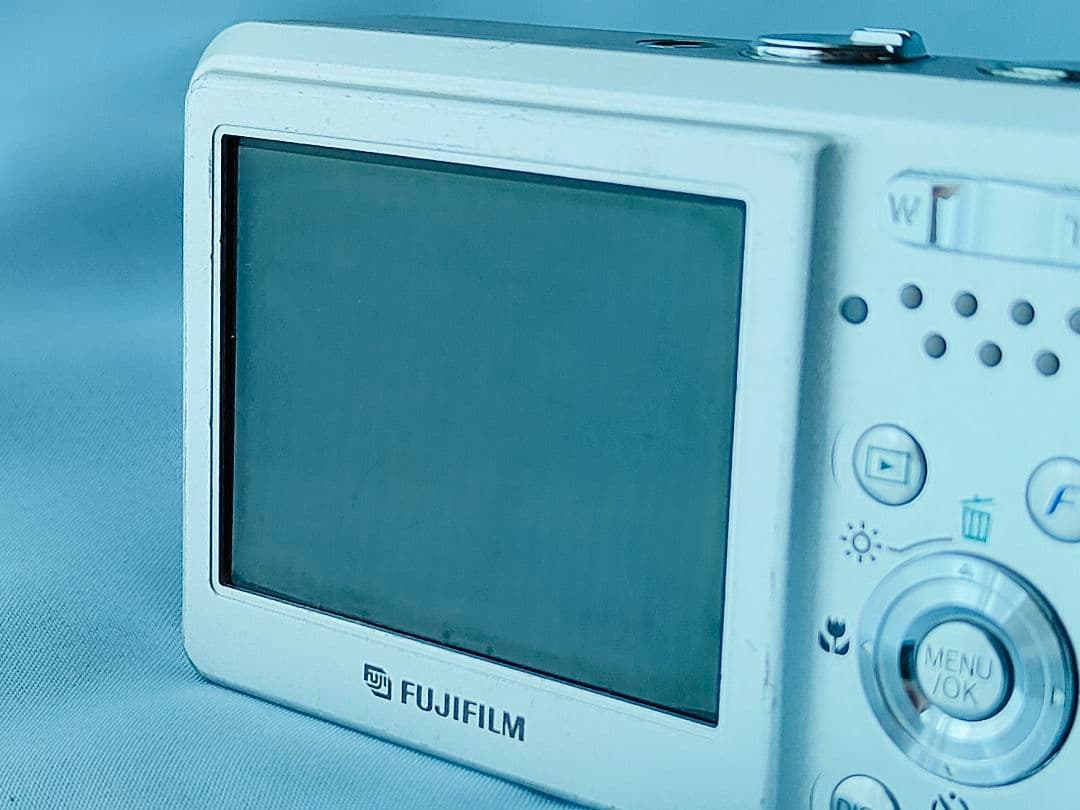 FUJIFILM FinePix F30 6.3メガピクセル