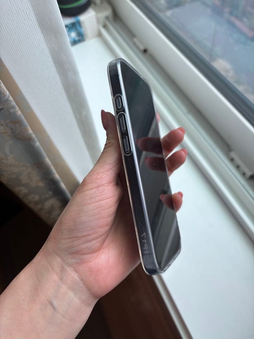 Fauzy Muhammad 様iPhone 17 ブラック 256GB 新品