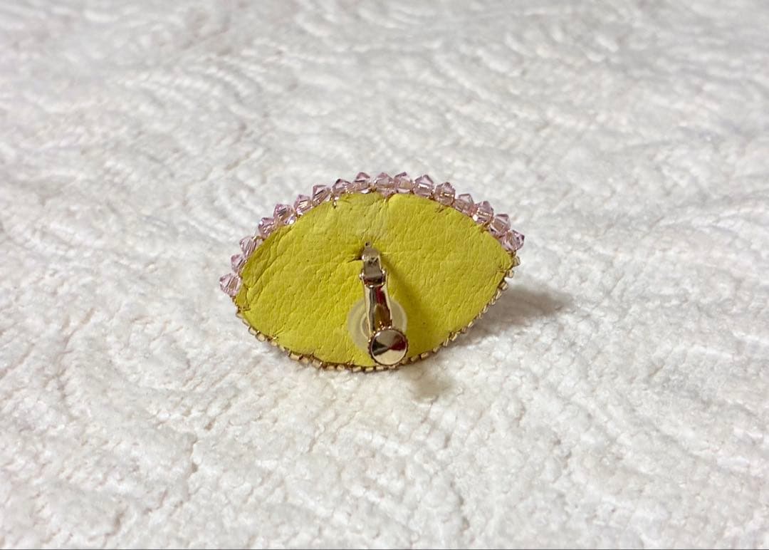 ガラスビーズイヤリング *suumi 刺繍ハンドメイド