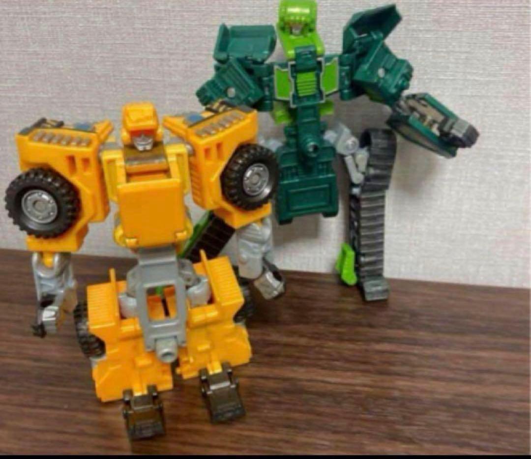 トランスフォーマー　ビルドキング　カーロボット①