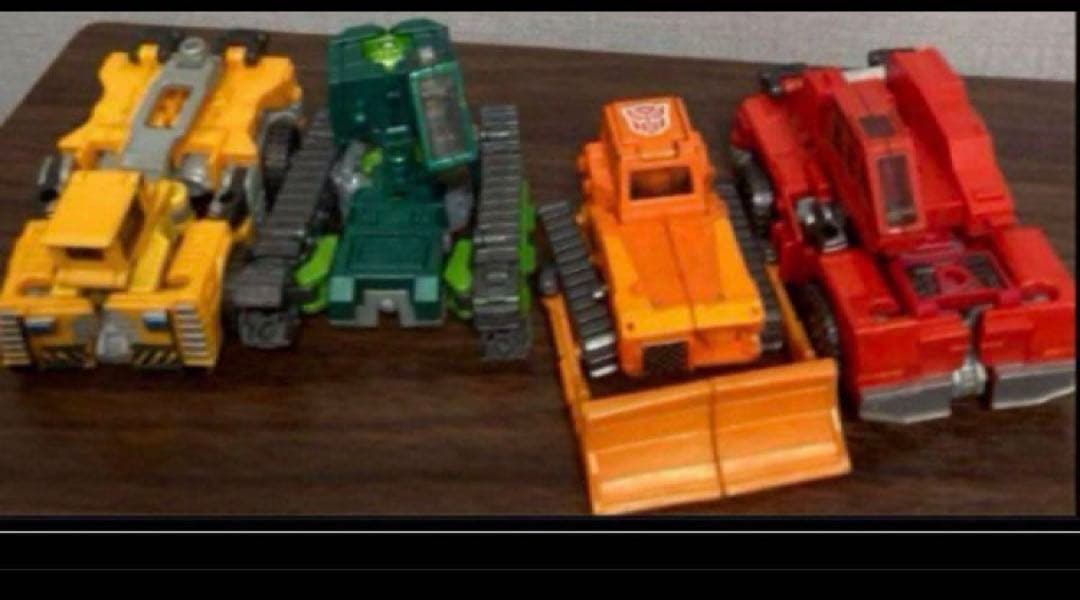 トランスフォーマー　ビルドキング　カーロボット①