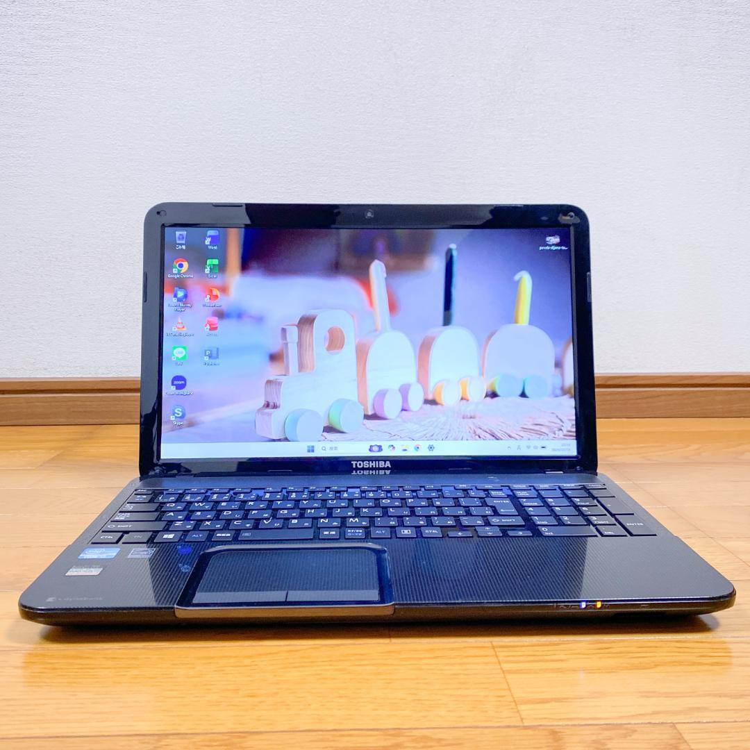 オフィス2021✨高性能爆速i7 SSD メモリ8 すぐ使える東芝ノートパソコン