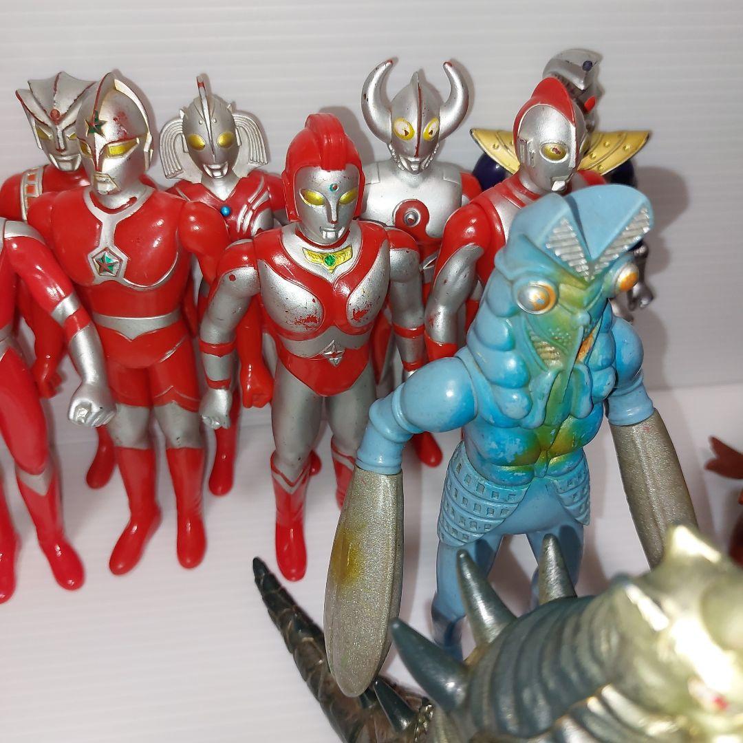 ウルトラマン　旧ウルトラ怪獣 シリーズまとめ売り27体！当時物ソフビ