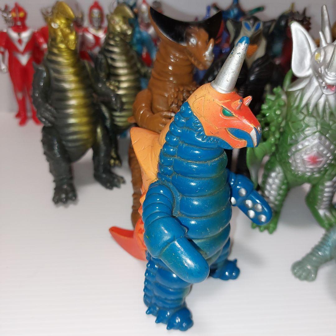ウルトラマン　旧ウルトラ怪獣 シリーズまとめ売り27体！当時物ソフビ