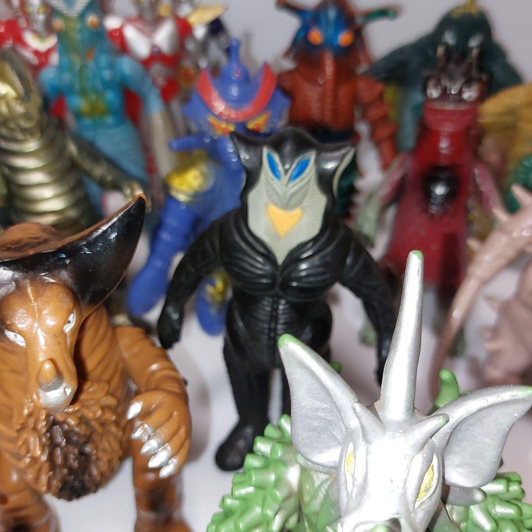 ウルトラマン　旧ウルトラ怪獣 シリーズまとめ売り27体！当時物ソフビ