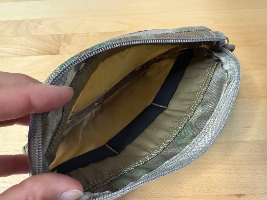 実物フェローコンセプトKANGAROO INSERT -Large POCKET