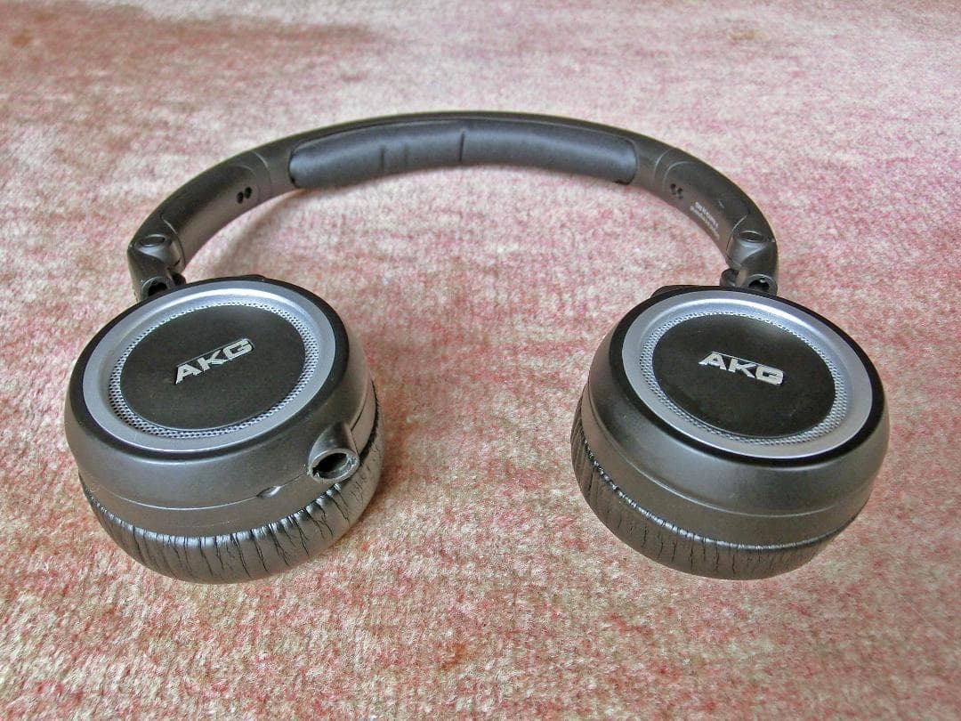 AKG　ヘッドホン　K451　美品　動作品