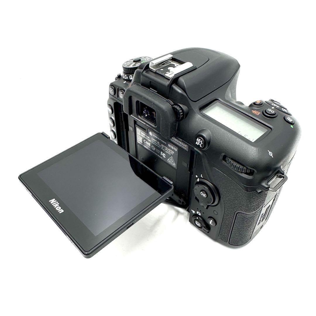 極美品 Nikon ニコン D7500 一眼レフボディ
