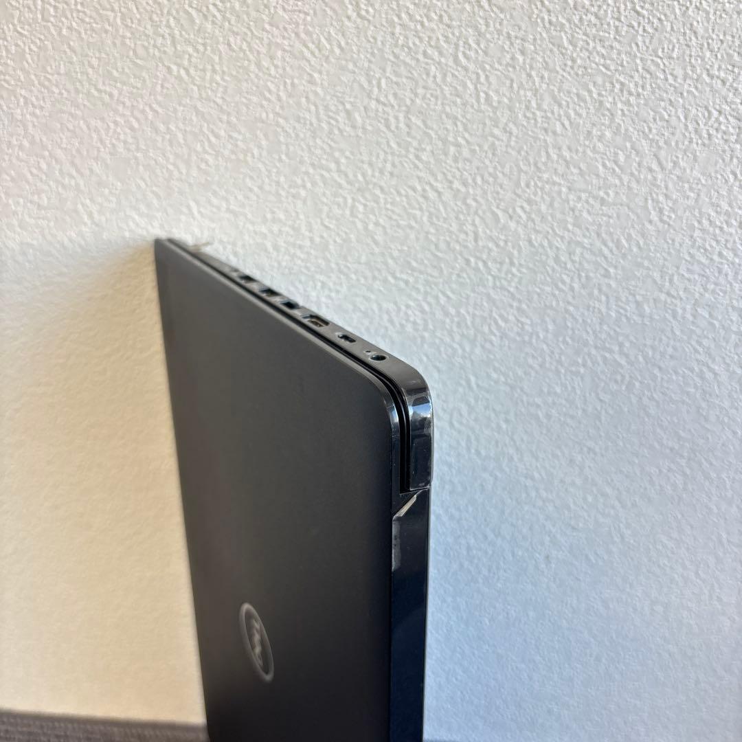 DELL latitude 3500 i5-8365Uメモリ8GB　#M6660