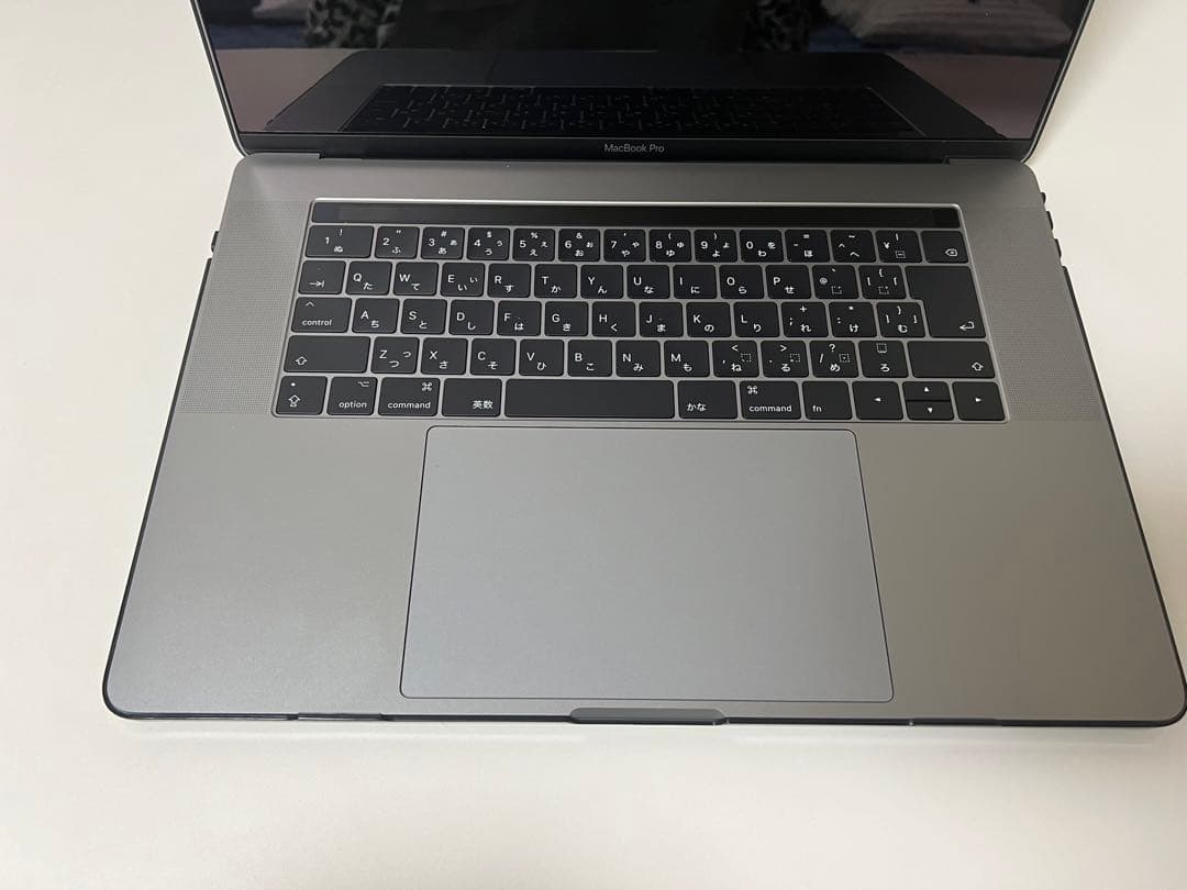 2016年モデル金額32万位でした。本体全体をカバーし、画面もカバーします。