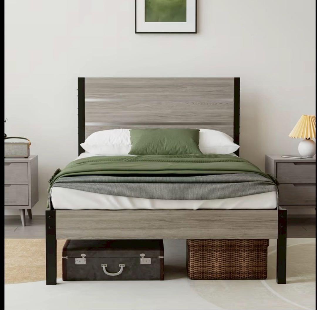 シングルベッドフレーム⭐️スチール製 収納スペース付き 頑丈 簡単組立