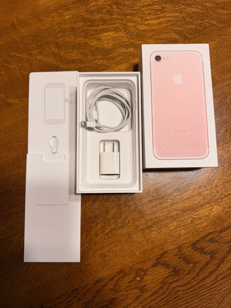 え*】様 【美品】iPhone 7 32GB ローズゴールド SIMフリー 本体