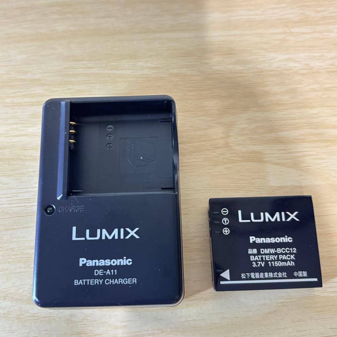 パナソニック　LUMIX DMC-FX07 コンパクトデジタルカメラ シルバー