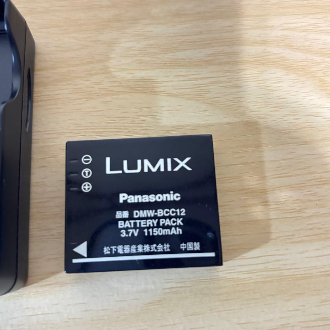 パナソニック　LUMIX DMC-FX07 コンパクトデジタルカメラ シルバー