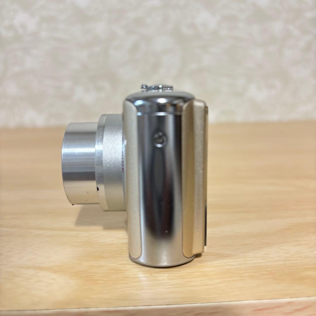 パナソニック　LUMIX DMC-FX07 コンパクトデジタルカメラ シルバー