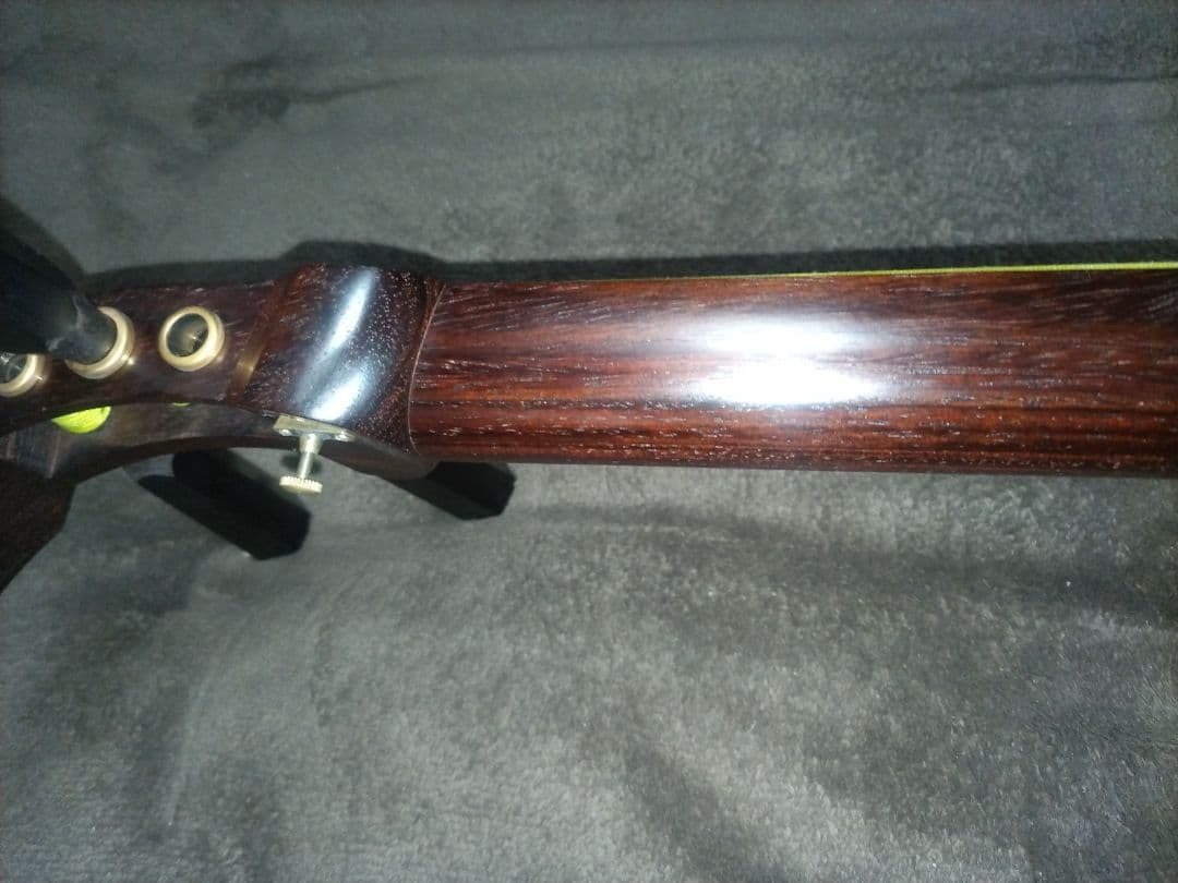 津軽三味線（子持ち綾杉胴）皮張り替え済み